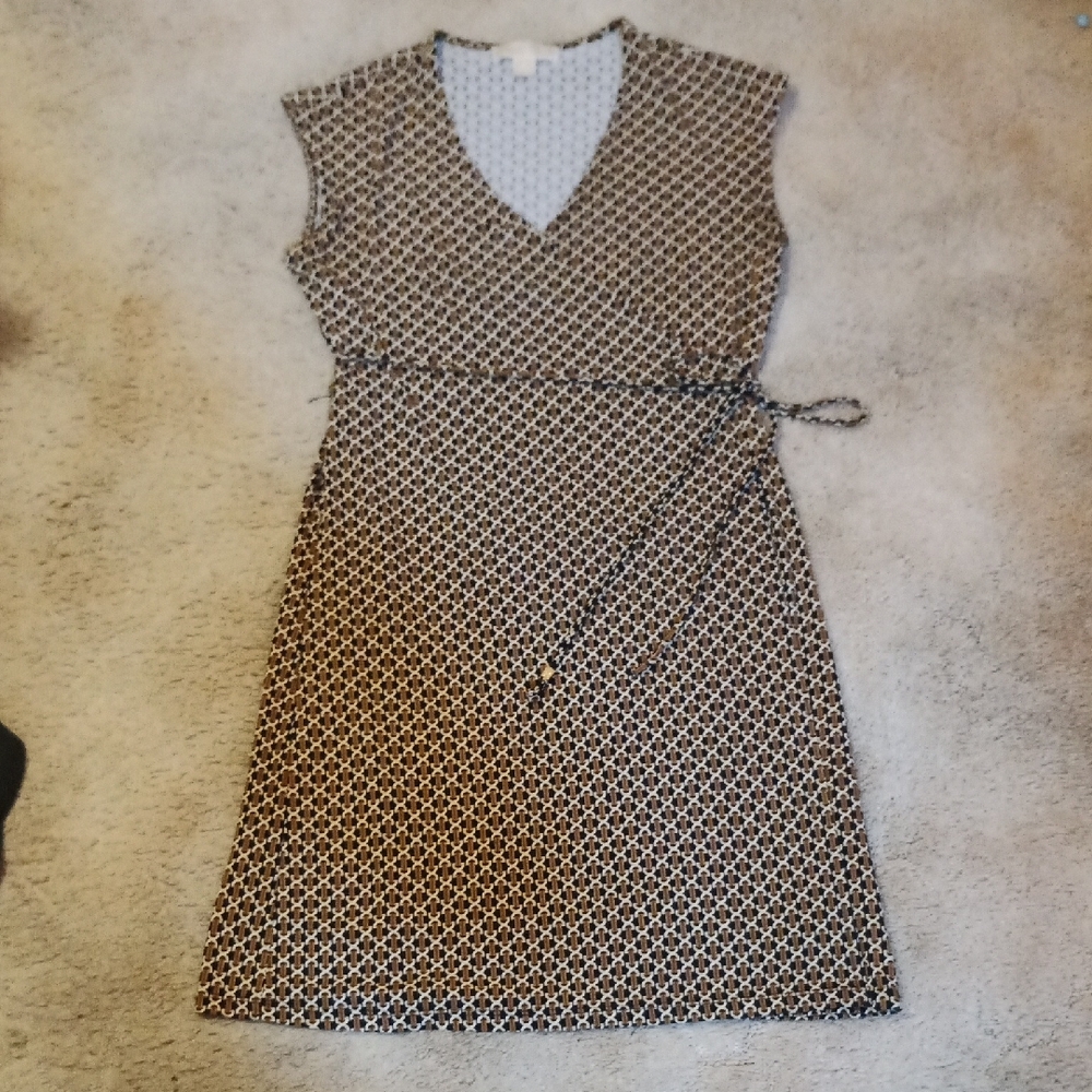 MICHAEL Michael Kors Brown and White Wrap Midi Dress